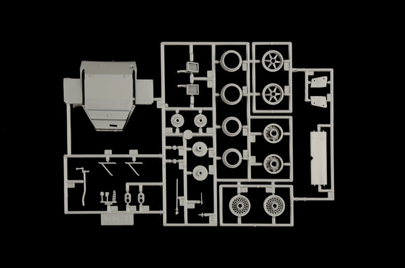 Porsche 956 Jägermeister - Italeri 1:24 modelbouwpakket - productafbeelding 4