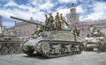 M4A1 Sherman with U.S. infantry - Italeri 1:35 modelbouwpakket
